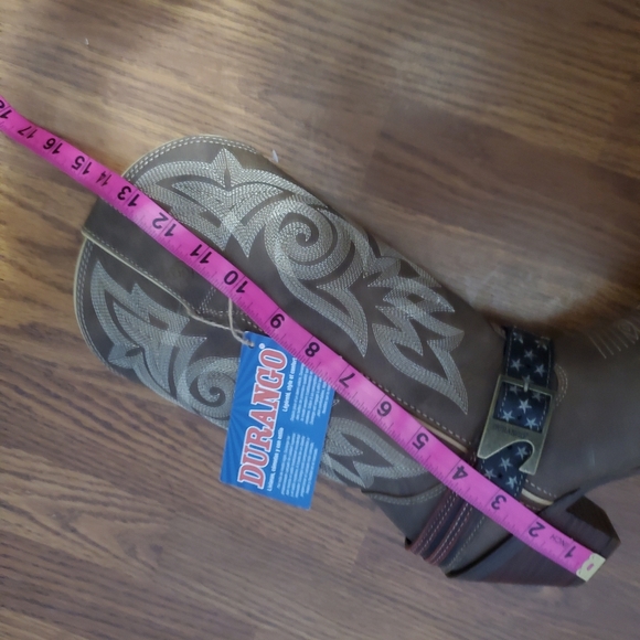 Boots - Picture 5 of 10